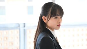 在日剧《御上老师》表现亮眼的新生代演员「上坂树里」也是人气模特儿！