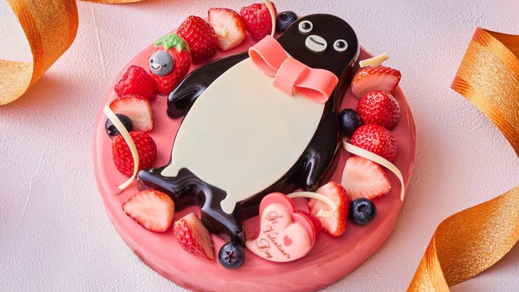 西瓜卡吉祥物跑来这里打工？粉色Suica企鹅躺平成情人节蛋糕主角！